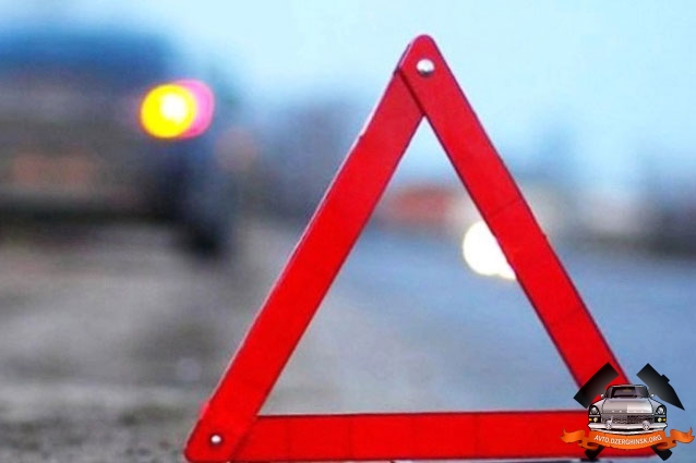В Запорожской области авто протаранило ограждение дома