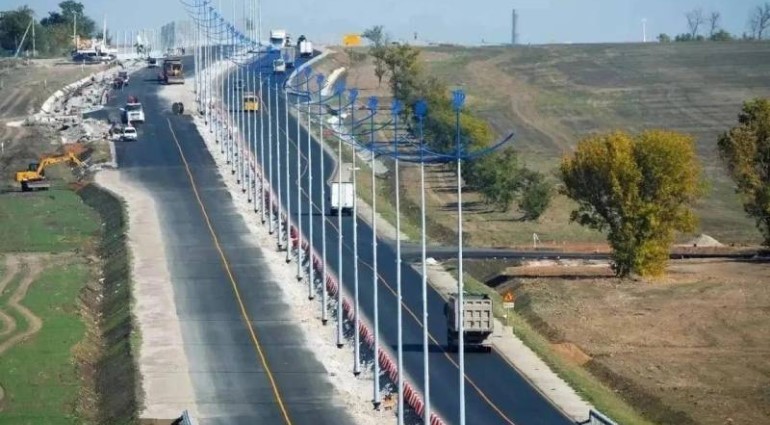 В ДНР продолжается строительство автомобильной дороги в обход Мариуполя