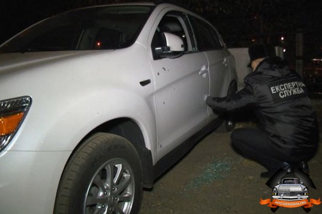 В Киеве на парковке взорвали гранату
