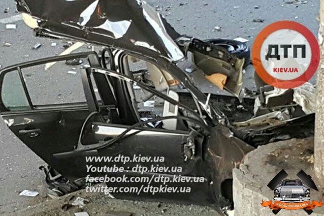 В Киеве в аварии погибли два автогонщика