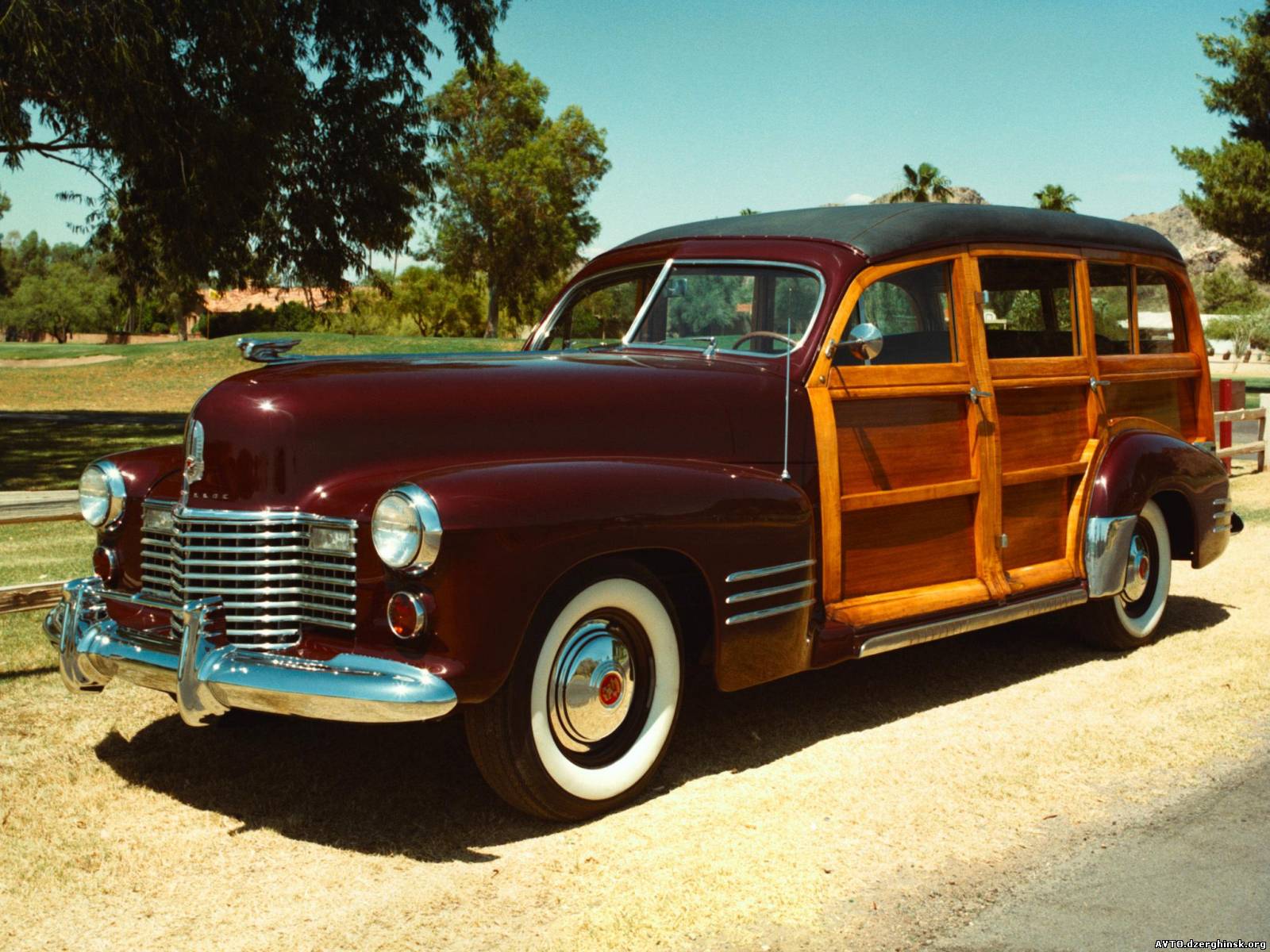 035. 1941 Cadillac Series 61 Station Wagon