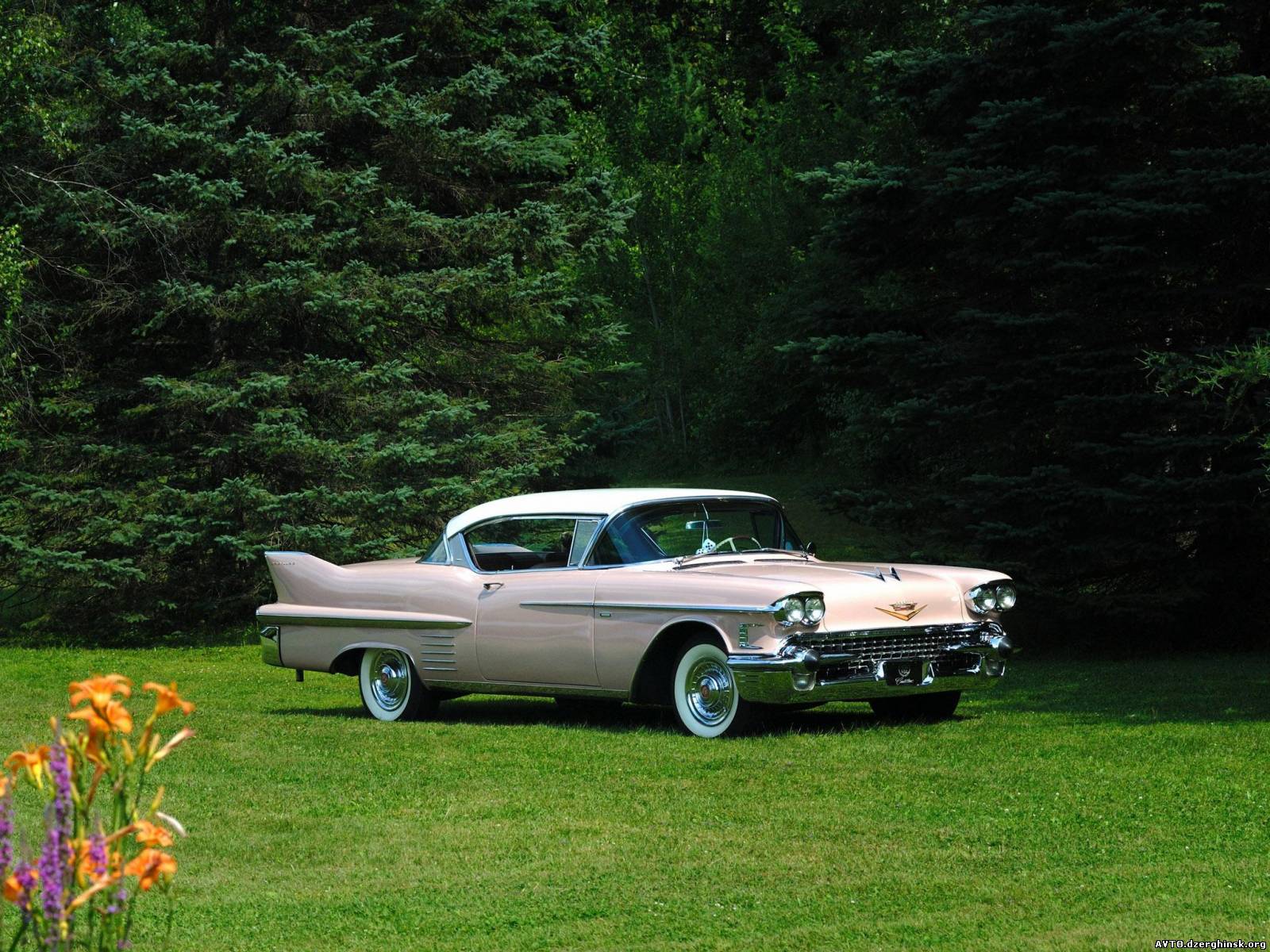 054. Cadillac Coupe DeVille 1957