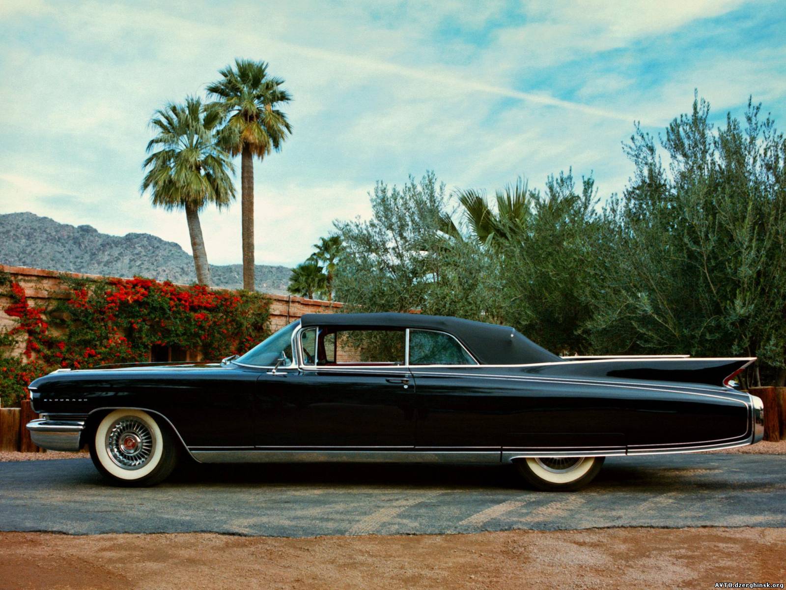 042. 1960 Cadillac Eldorado Biarritz