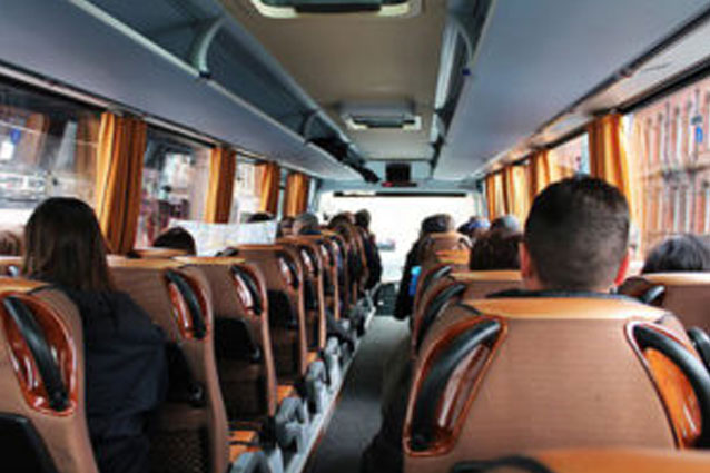 Поездка автобусом: особенности и преимущества